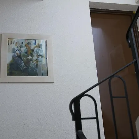 Aloa Apartment *
