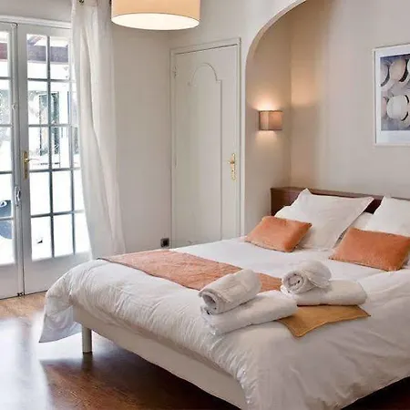 艾乐欧公寓酒店 公寓 卡尔卡松